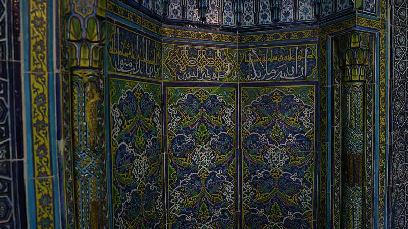Var och hur går man till Muradiye-moskén? Ett mästerverk med spåren av turkisk kakelkonst