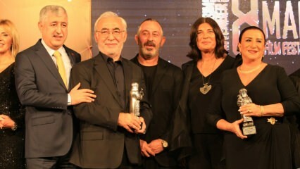 Şener Şen fick "Honor Award" från Cem Yılmaz hand