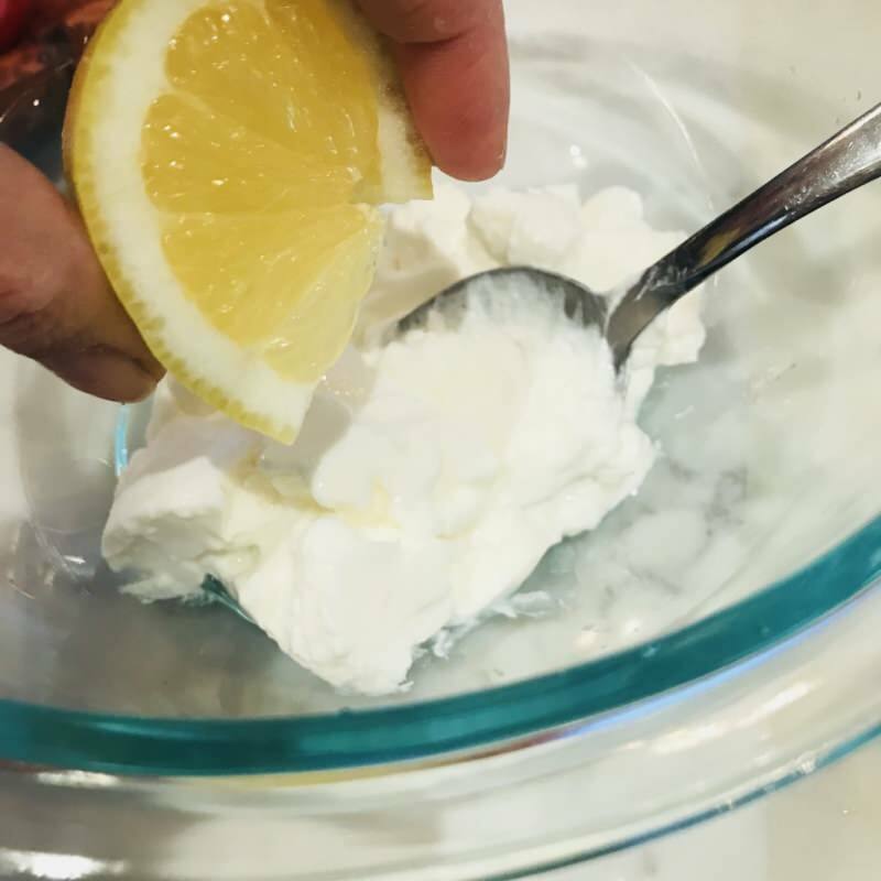 Vilka är fördelarna med yoghurt och citronmask för huden? Hemlagad yoghurt och citronmask