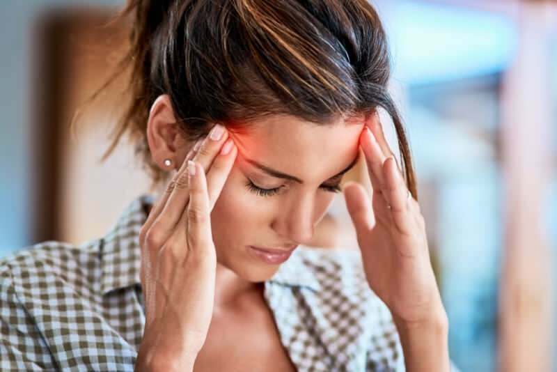 Vad orsakar huvudvärk? Hur kan man förhindra huvudvärk vid fastande? Vad är bra för huvudvärk?