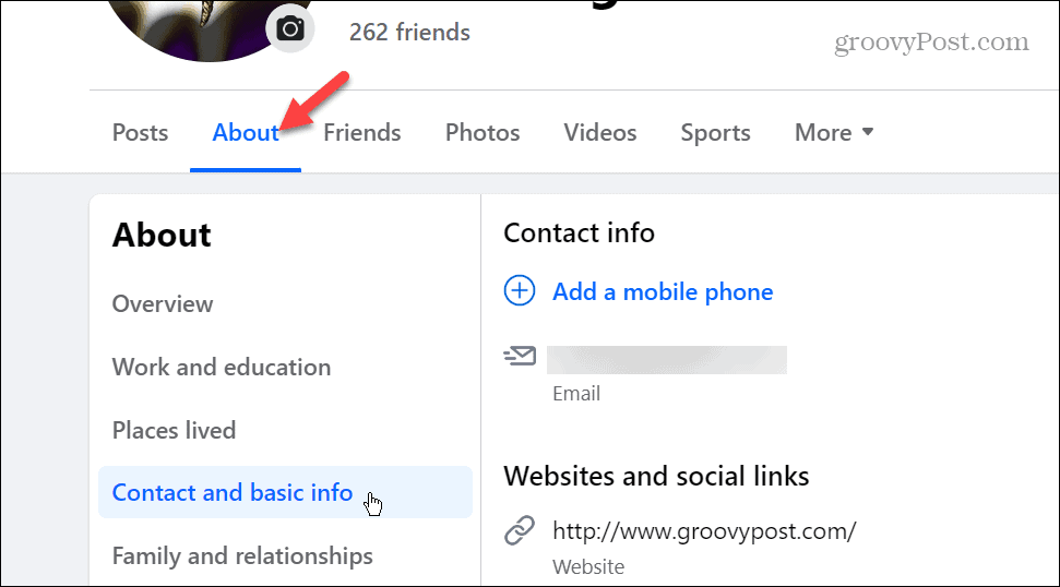 Kontakt- och grundinformationsflik på Facebook-profilen
