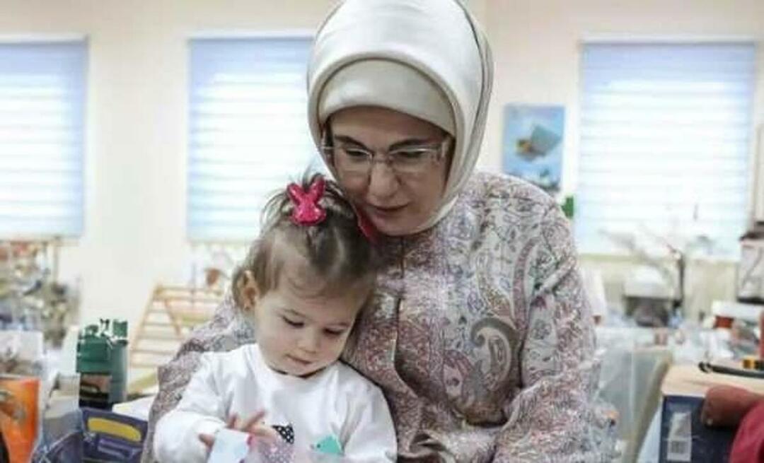 World Breastfeeding Week-delning från Emine Erdoğan: "Amning är mellan mamma och barn..."