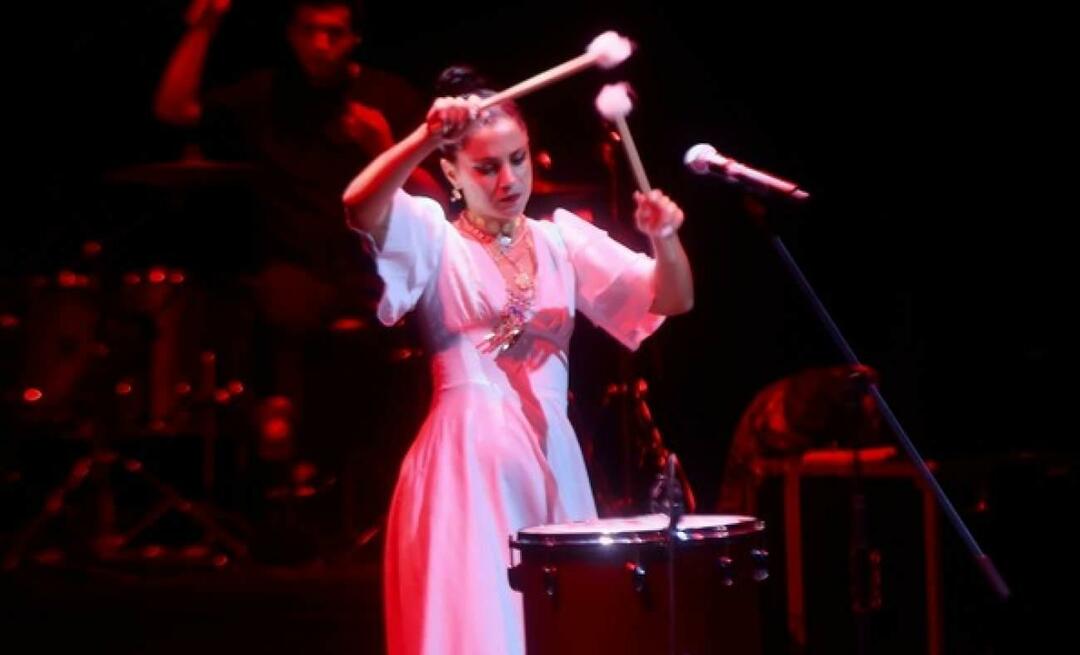 Emel Mathlouthi "Jag ägnar min konsert i Istanbul till palestinier"