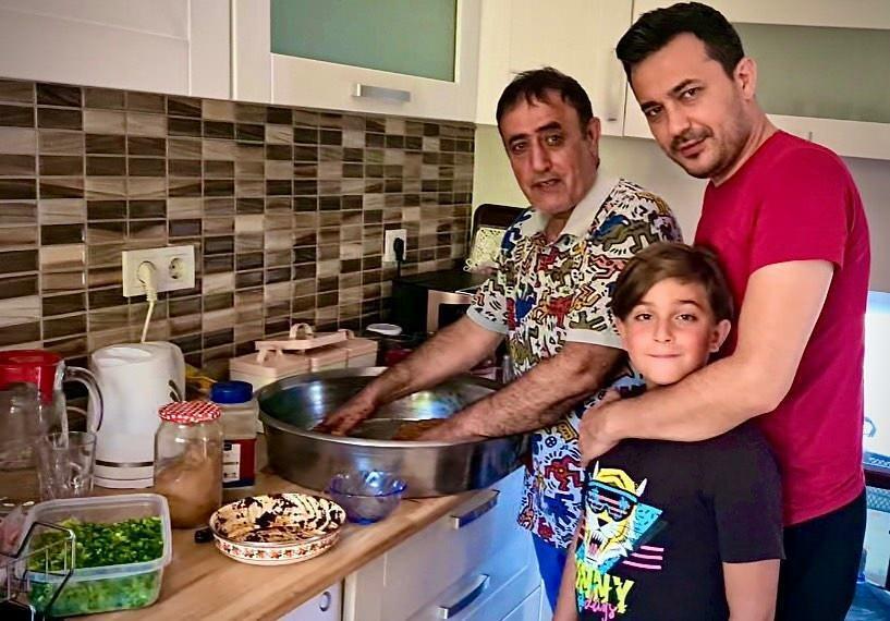 Mahmut Tuncers son Umut Tuncer och hans barnbarn