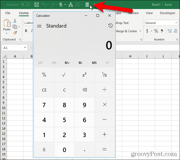 Windows-kalkylatorn i snabbåtkomstverktygsfältet i Excel