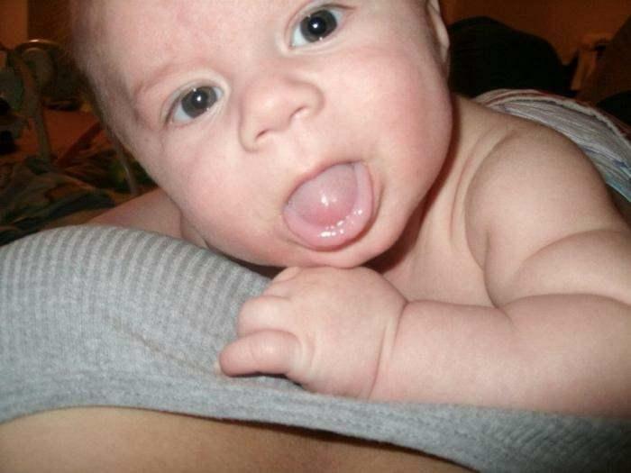 tungan sticker ut hos bebisar