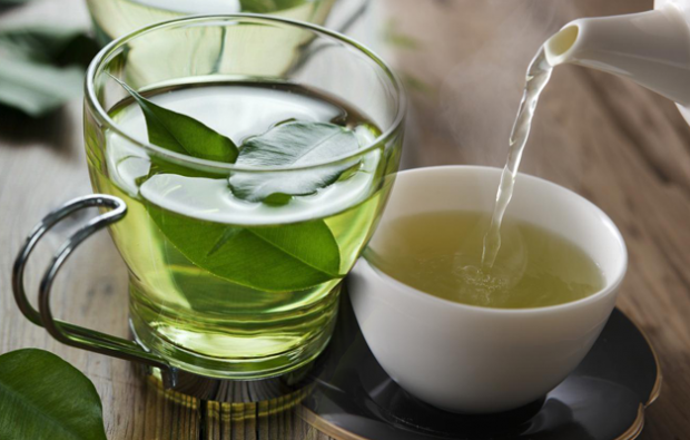 Hur försvagas med grönt te?
