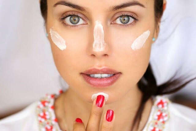 För att rengöra rätt hud: Ta en paus från smink