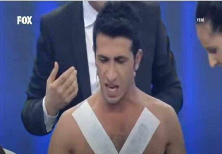 Mustafa Ersin Arıcı från tävlingen Impossible Karaoke