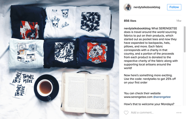 Nerdy Talks Book Blog innehåller Serengetee-produkter och informerar följare om orsaken på Instagram.