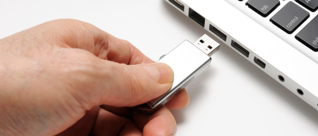 Hur du formaterar en Flash Drive för att fungera på OS X och Windows