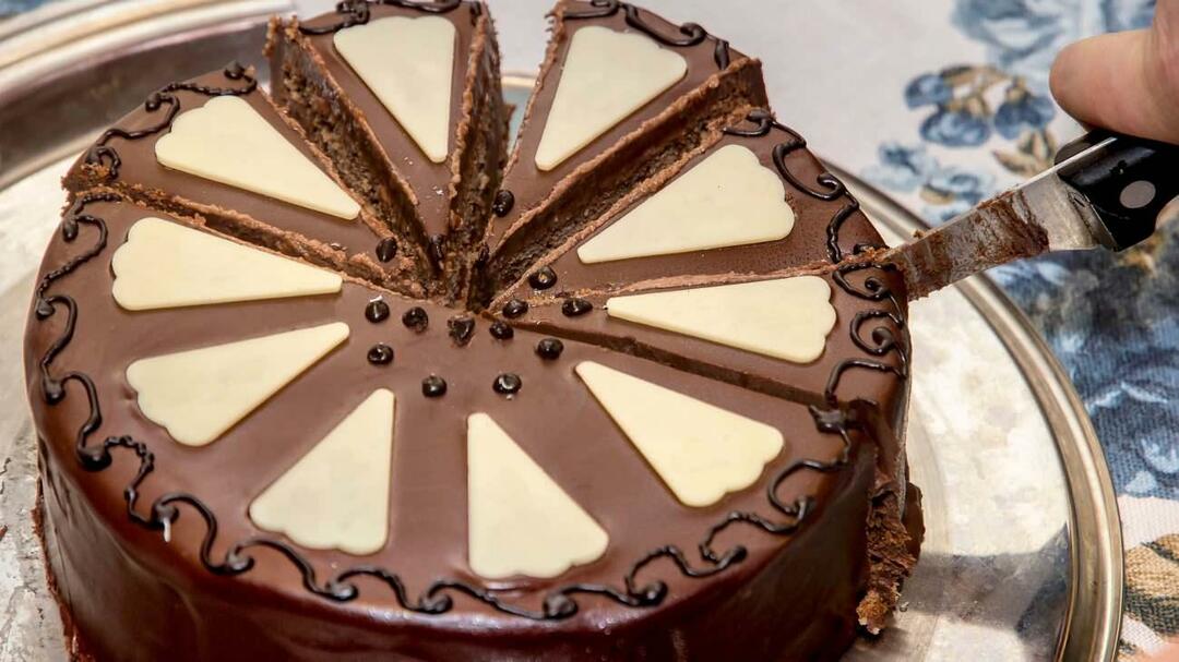 Hur skär man en tårta? Hur skär man en rund tårta? Teknik för att skiva paj