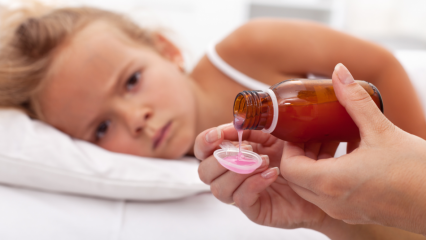 Hur passerar torr hosta hos spädbarn och barn? Vad är bra för hosta hos spädbarn?