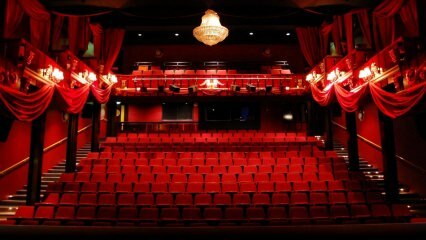 Teatrar som kommer att arrangeras under den sista veckan i december!