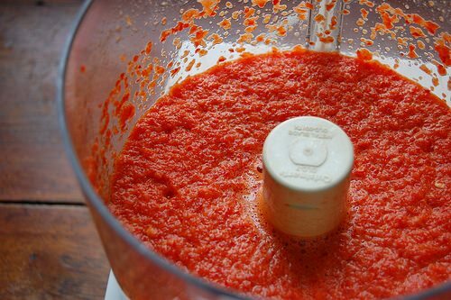 att göra tomatpuré hemma
