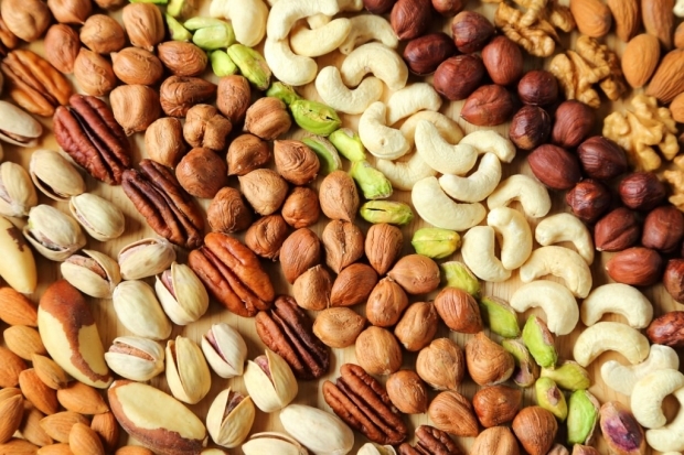 Går torkade nötter i vikt?