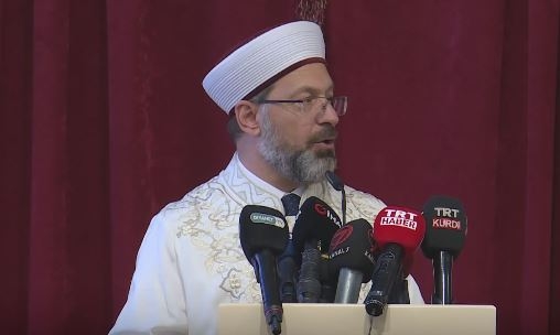 Chefen för religiösa frågor, Erbaş: Vi kommer att hålla tarawihbön med 300 tusen människor