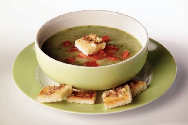 Vad är ansjovis soppa och hur gör man ansjovis soppa? Den enklaste ansjovis soppan