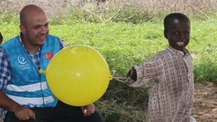 Förvåningen bland barn som såg ballonger för första gången