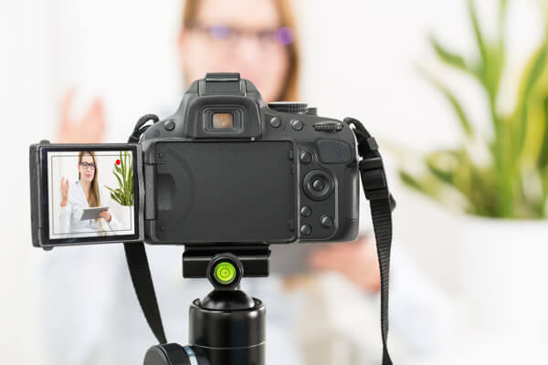 En digital SLR är ett utmärkt val för inspelning av kvalitetsvideo.