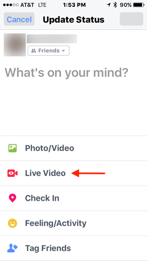Tryck på Live Video i din Facebook-statusuppdatering.