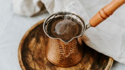 Hur gör man turkiskt kaffe med läsk? De enklaste tipsen med skummande kaffe