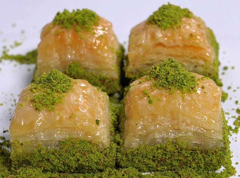 Stor fusk i baklava igen före festen!