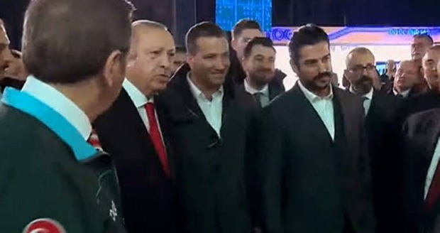 President Recep Tayyip Erdogan och Burak Ozchivit 