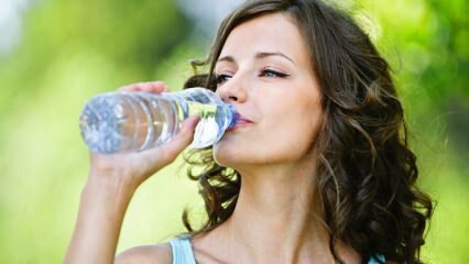 Skada på att dricka mindre vatten