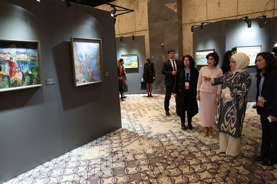 Emine Erdoğan besökte Uzbekistan Colours Exhibition i Samarkand