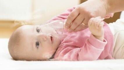 Varför väsande andning hos spädbarn? Vad borde göras?