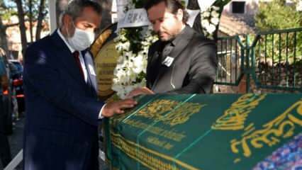 Yavuz Bingöl hade svårt att stå vid sin brors begravning