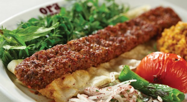 Hur gör jag Adana kebab?