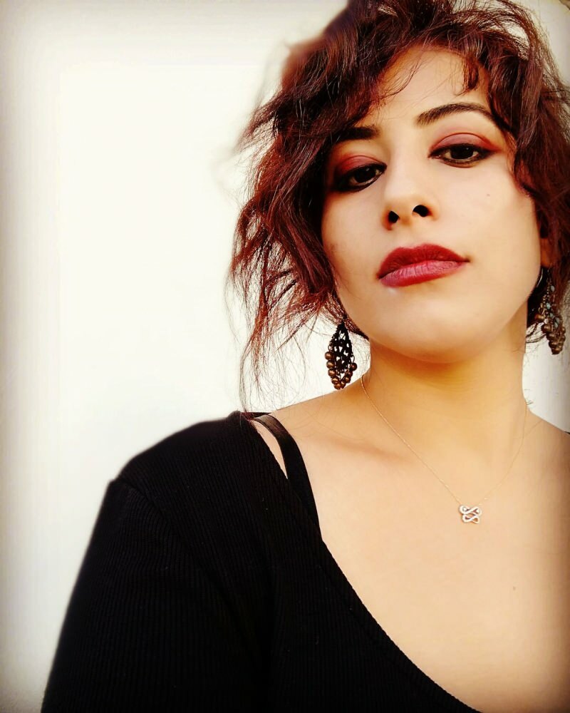 Vildan från icke-klistermärkena Sahra Kübra Gümüş skakade sociala medier! Vem är Sahra Kübra Gümüş?