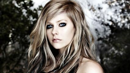 Fantastiskt uttalande från Avril Lavigne: Jag vill vara lycklig!