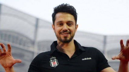 Svåra stunder av Murat Boz, som tog scenen vid Beşiktas mästerskapsfirande!