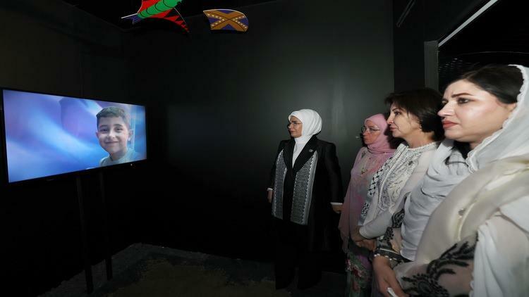Utställningen Gaza Resisting Humanity