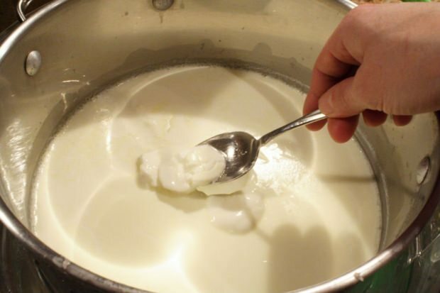 Vad man ska göra i yoghurt