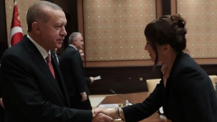 Kondolentelefon från president Erdoğan till Demet Akbağ