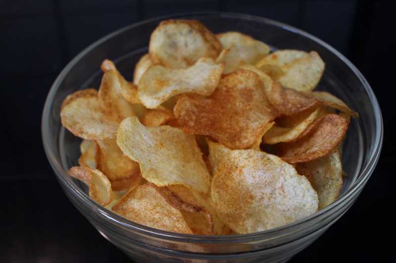Hur man gör potatischips hemma? Vad är ett friskt chipsrecept? Tricks för att göra chips hemma