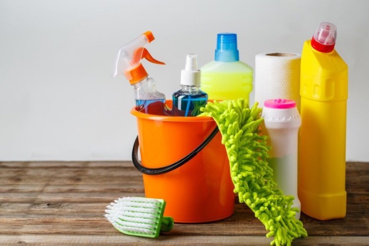 Vilka rengöringsprodukter bör inte blandas ihop?
