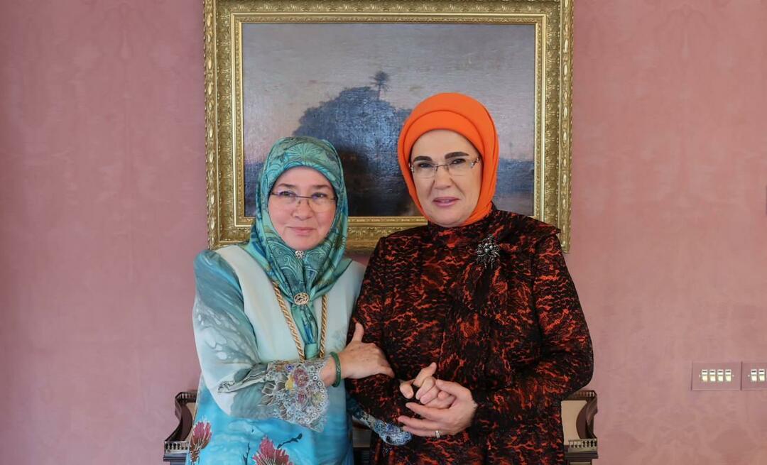 First Lady Erdoğan träffade drottningen av Malaysia!