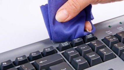 Metoder för rengöring av tangentbord och mus