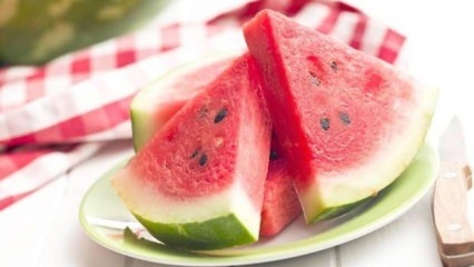 Hur tas vattenmelonfläcken bort?