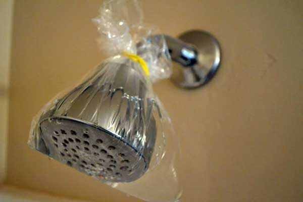 hur man rengör duschhuvudet