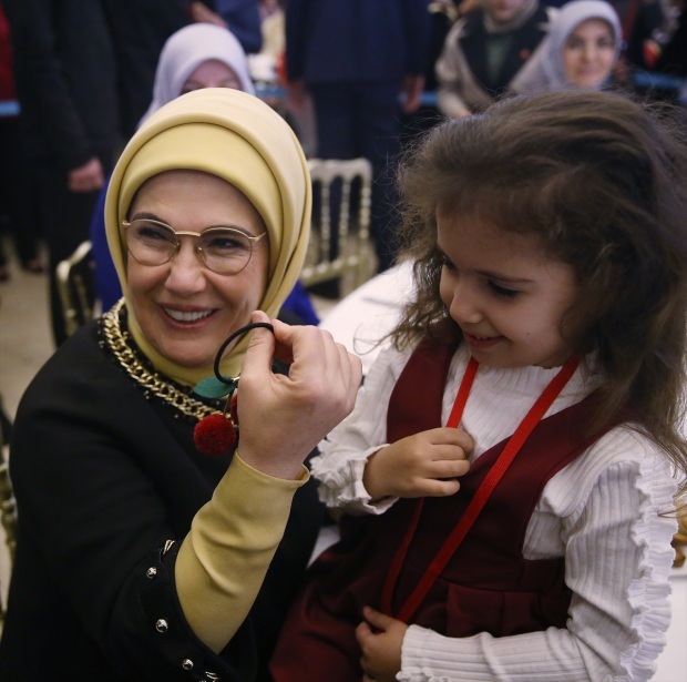First Lady Erdoğan möter kvinnor på Balkan och Rumeli