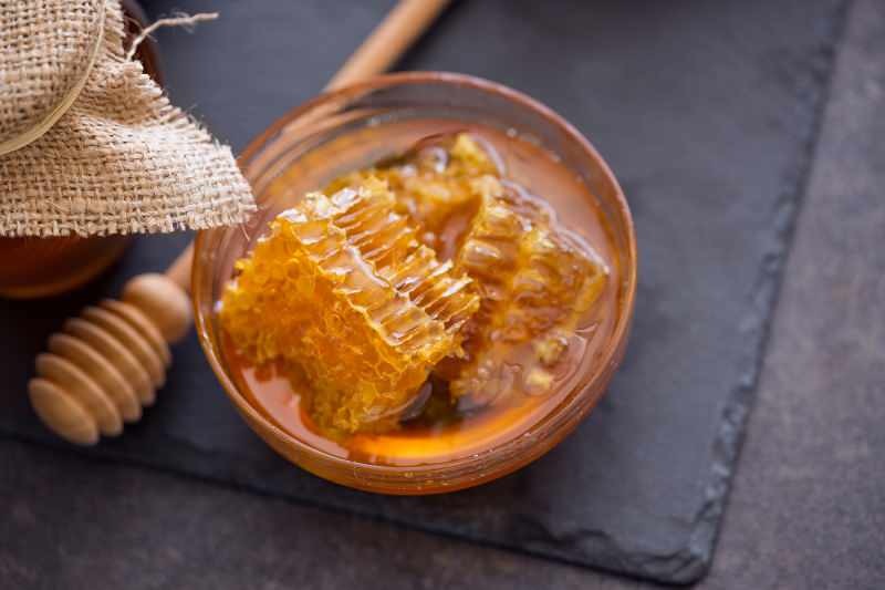 Vad är Manuka honung och vad är dess fördelar? Effekten av Manuka honung på cancerbehandling ..