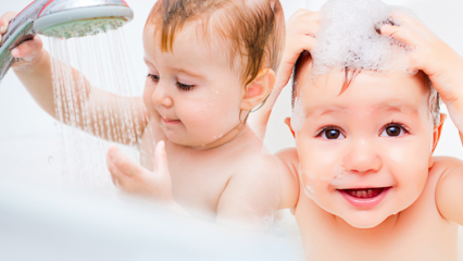 Hur väljer jag babyschampo? Vilket schampo och tvål ska användas till spädbarn?