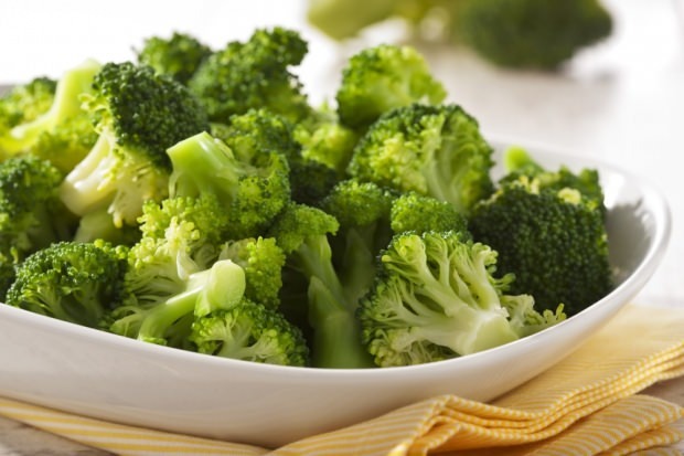 Hur kokas broccoli? Vilka är knepen med att laga mat broccoli?