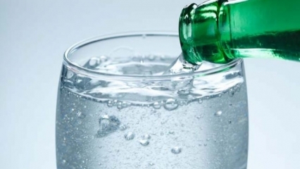Vilka är fördelarna med mineralvatten? Har mineralvatten en effekt på koronavirusepidemin?